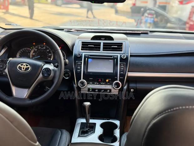 Toyota Camry 2014 Gray