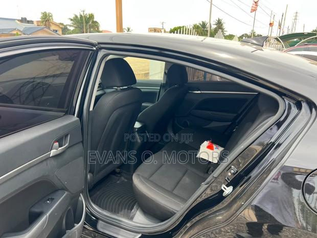 Hyundai Elantra Sport 2019 Black
