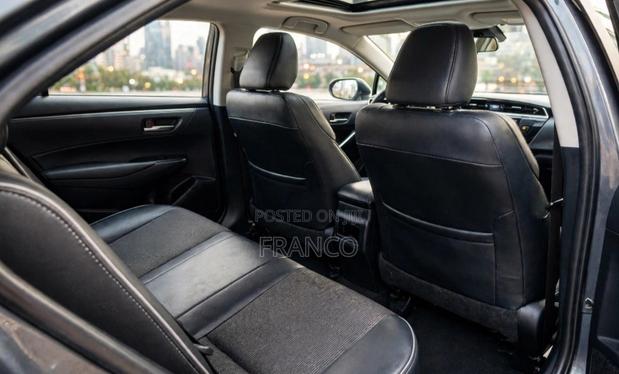 Toyota Corolla S 4dr Sedan (1.8L 4cyl CVT) 2016 Gray