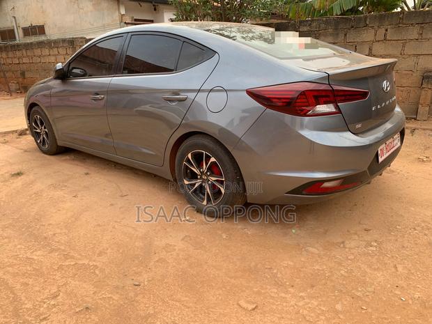 Hyundai Elantra SE 2019 Gray