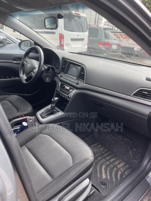 Hyundai Elantra Limited 2018