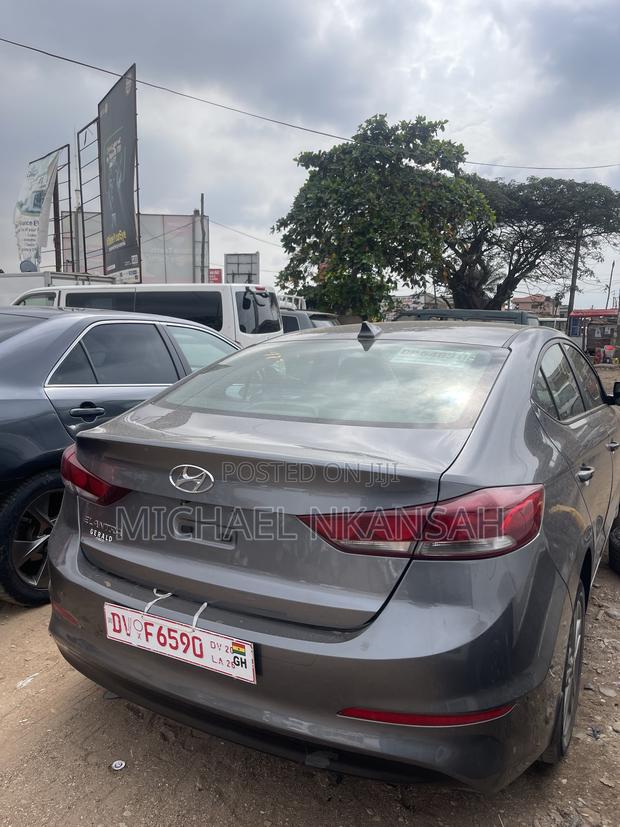 Hyundai Elantra Limited 2018