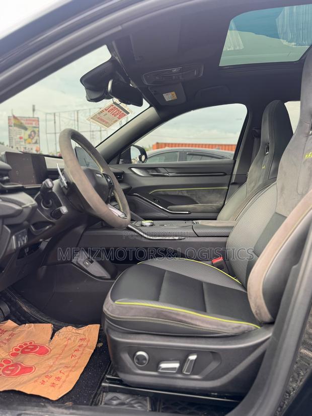 Haval H6 2.0 Petrol AWD 2022 Black