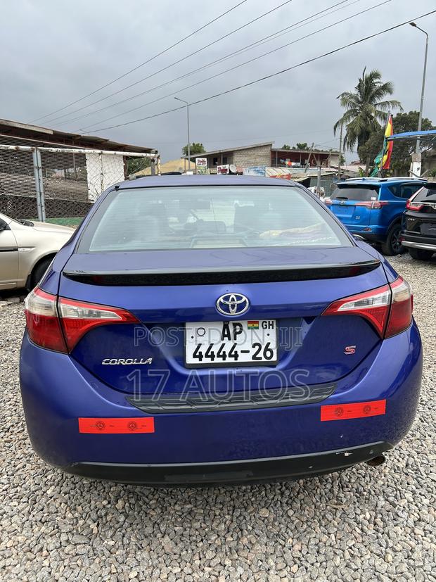 Toyota Corolla LE 4dr Sedan (1.8L 4cyl CVT) 2016 Blue