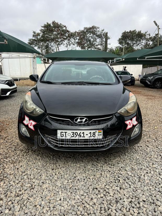 Hyundai Elantra Limited Sedan FWD (1.8L 4cyl 6A) 2013 Black