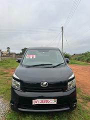 Toyota Voxy X 2WD 8-Seater 2010 Black for sale