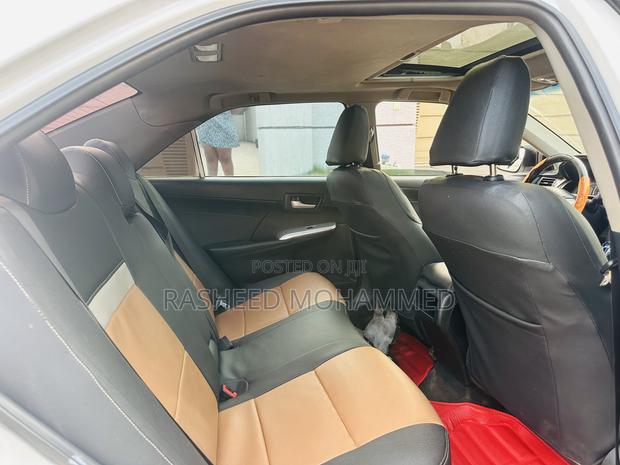Toyota Camry SE 4dr Sedan (2.5L 4cyl 6A) 2014 White