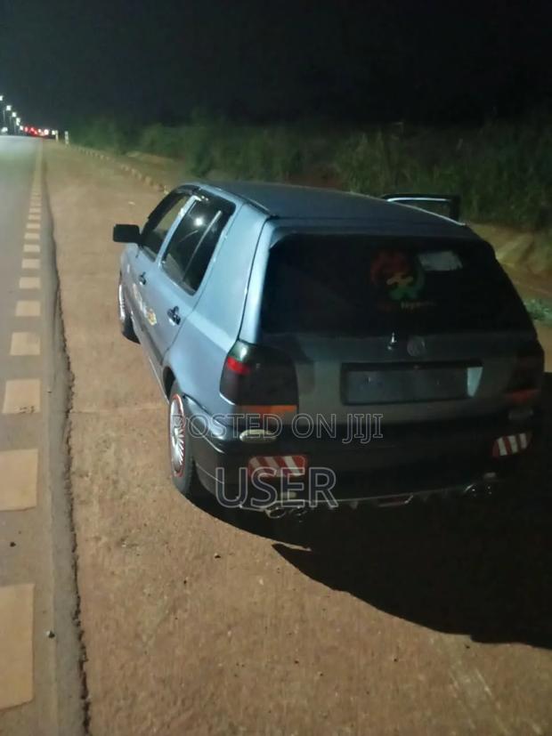 Volkswagen Golf 1997 Blue