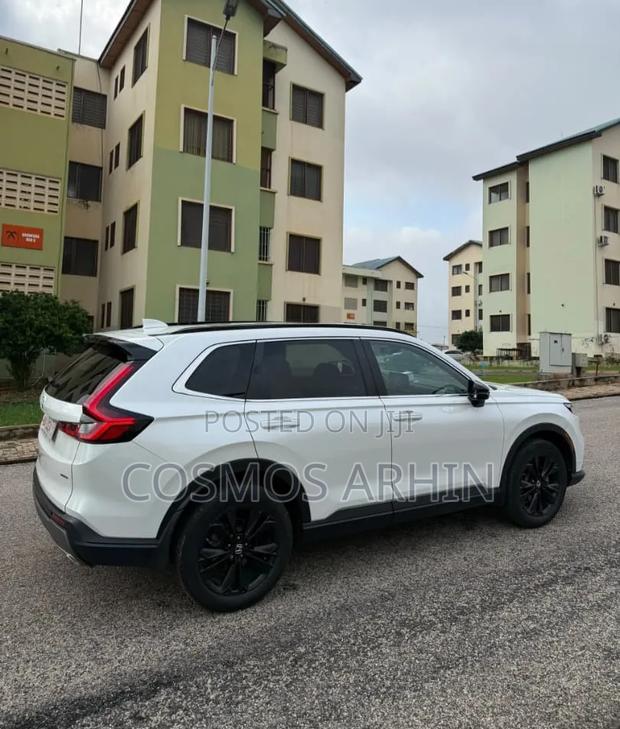 Honda CR-V 2025 White