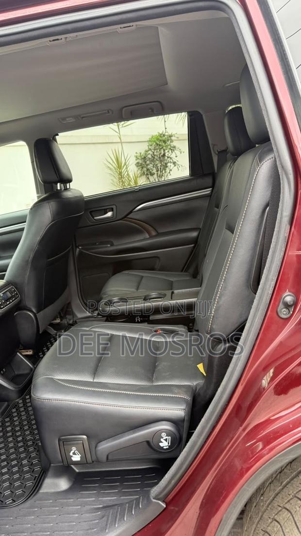 Toyota Highlander Limited 4x4 V6 (3.5L 6cyl 8A) 2018 Burgundy