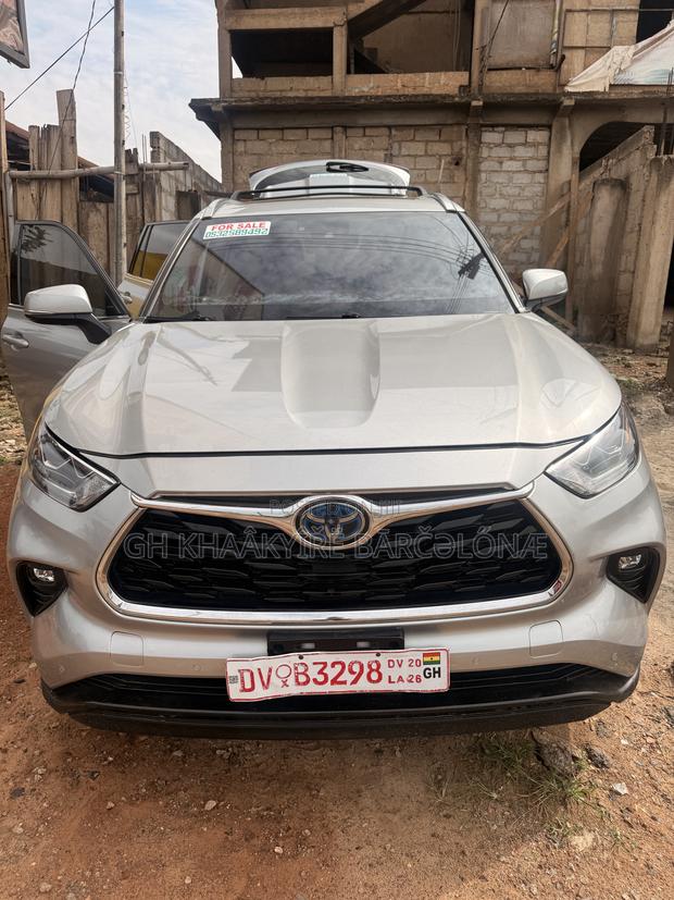 Toyota Highlander XLE 2021