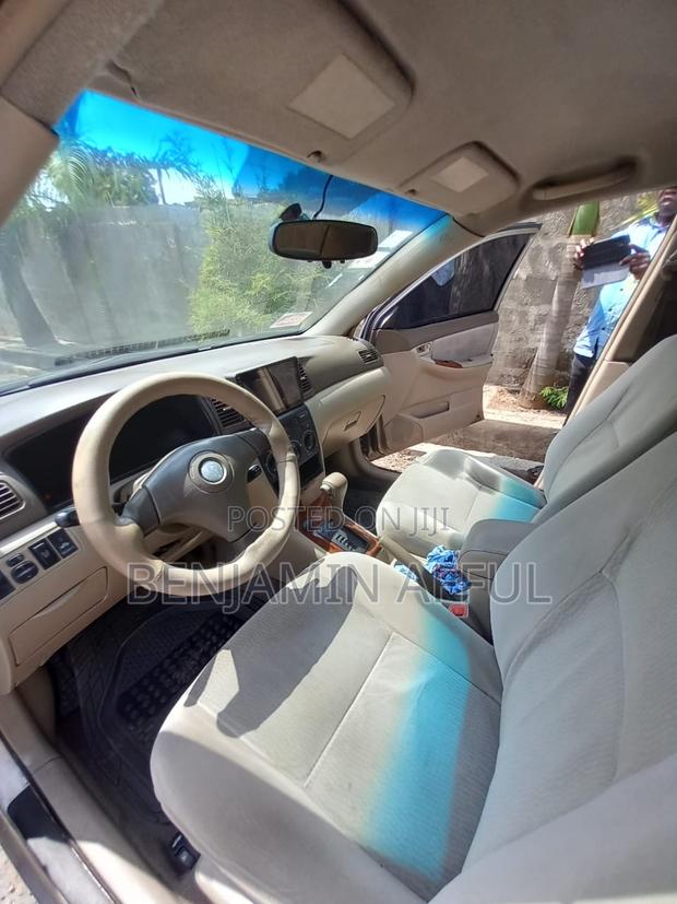 Toyota Corolla 1.8 LE 2008 Gold