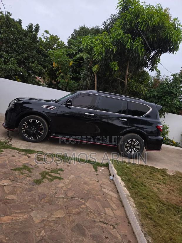 Nissan Patrol 2022 Black