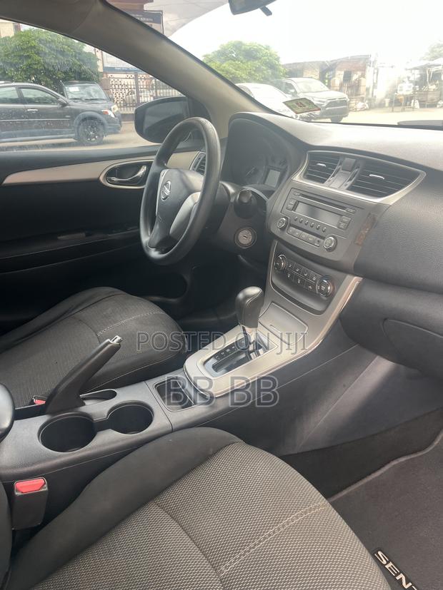 Nissan Sentra 2015 Silver