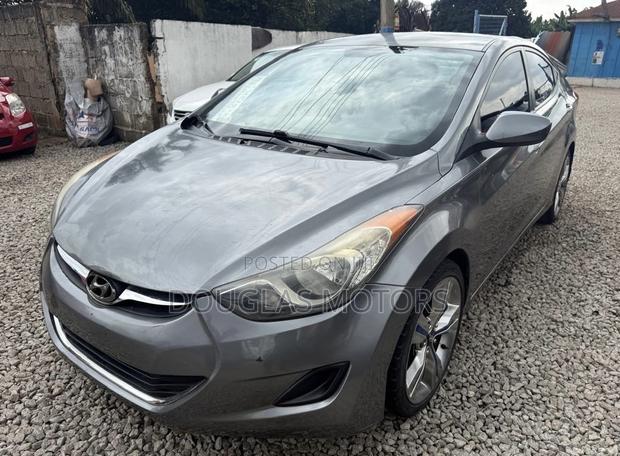 Hyundai Elantra 2013 Gray