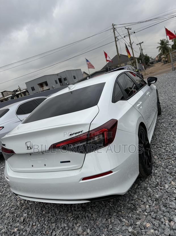 Honda Civic Sport Hybrid Sedan 2026 White
