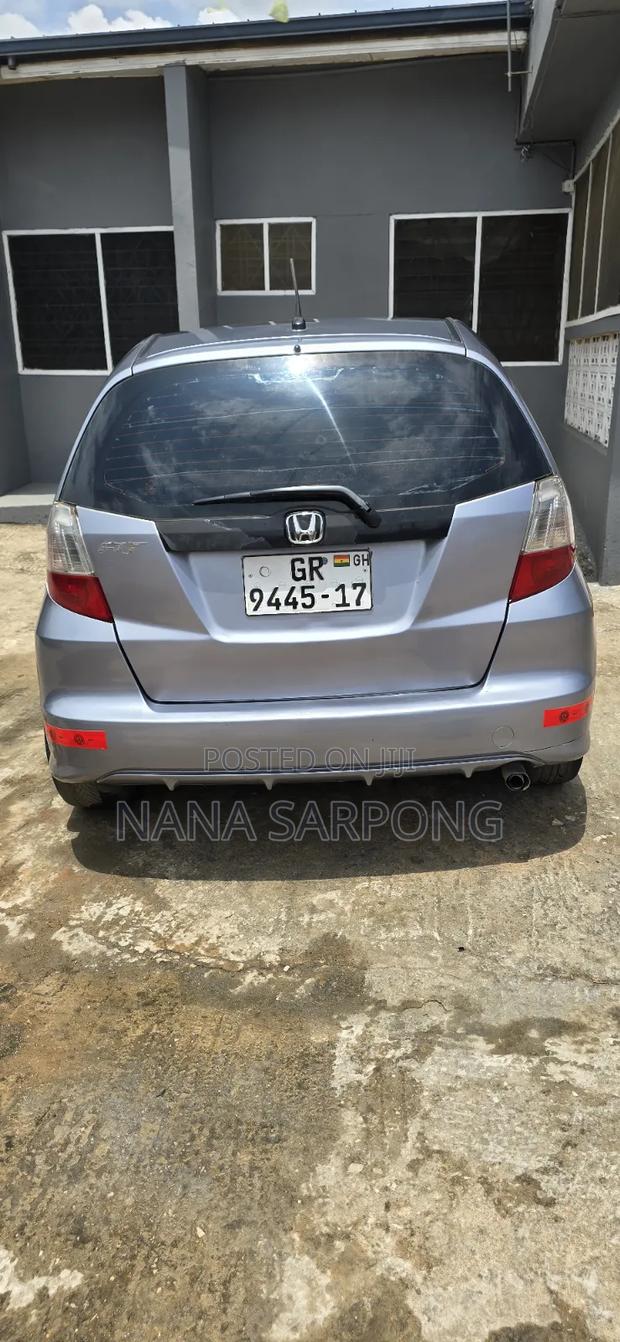 Honda Fit 2012 Gray
