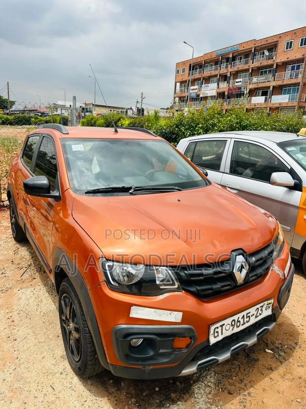 Renault Kwid 2023 Orange