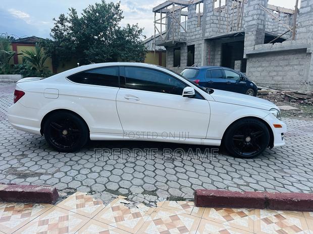 Mercedes-Benz C250 2014 White