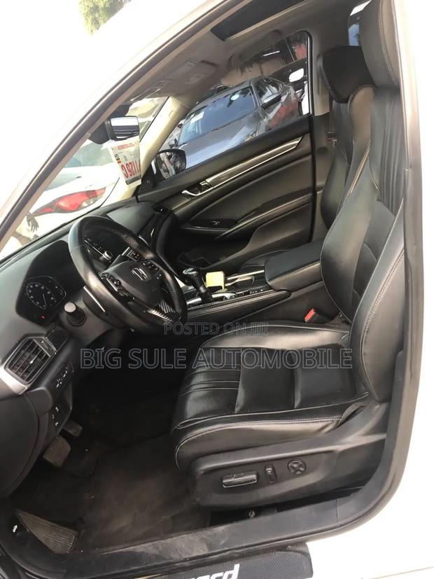 Honda Accord Touring 2018 White