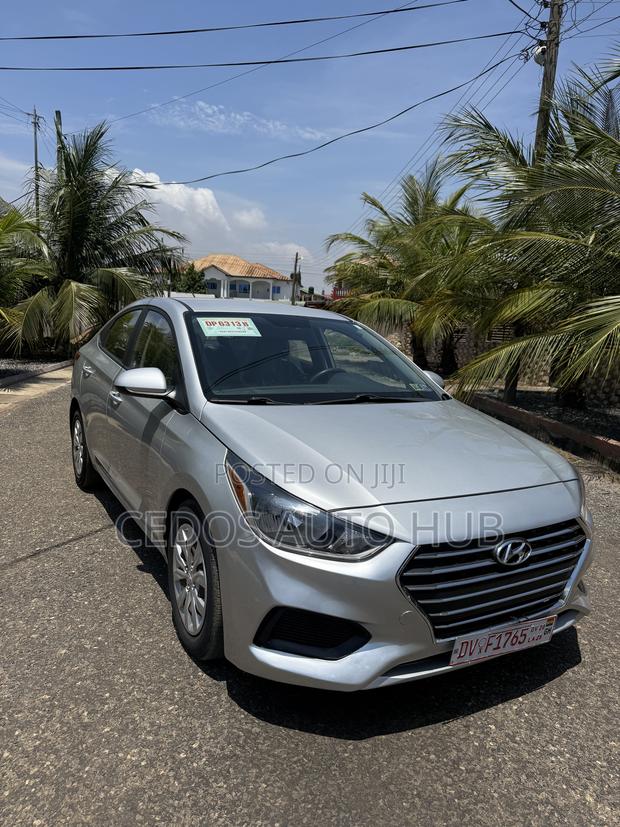 Hyundai Accent 2019 Silver