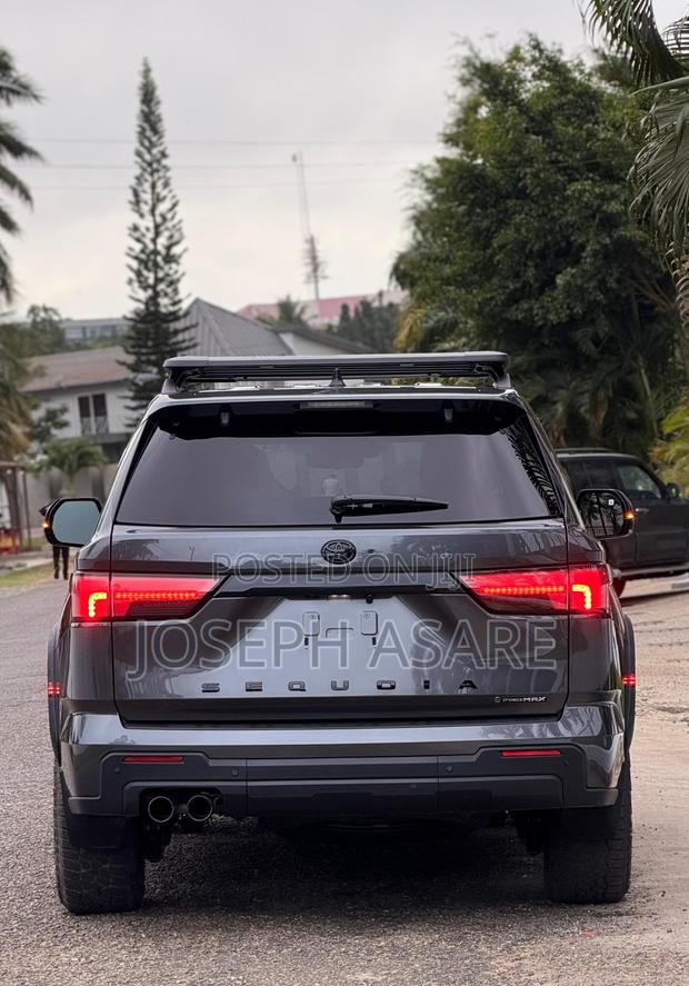 Toyota Sequoia 2027
