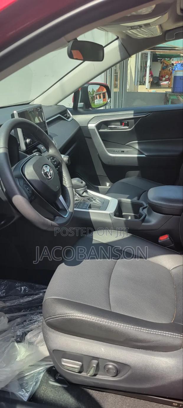 Toyota RAV4 2023 Red