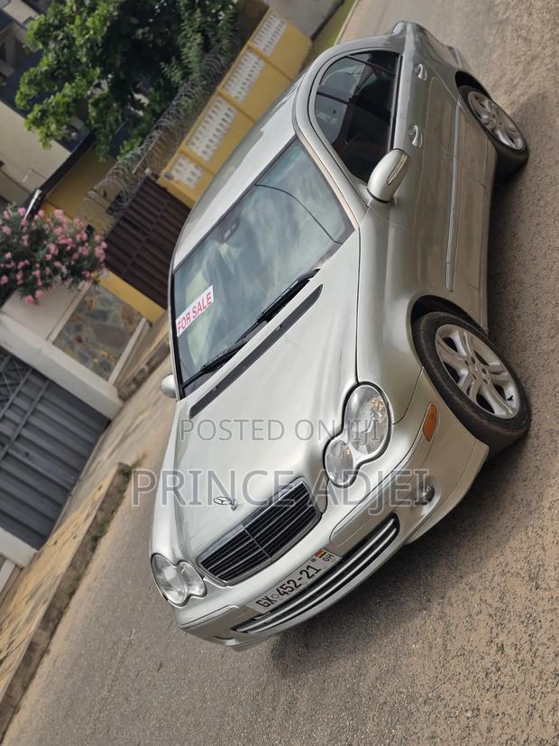 Mercedes-Benz C240 2.6 4MATIC AWD 2002 Beige