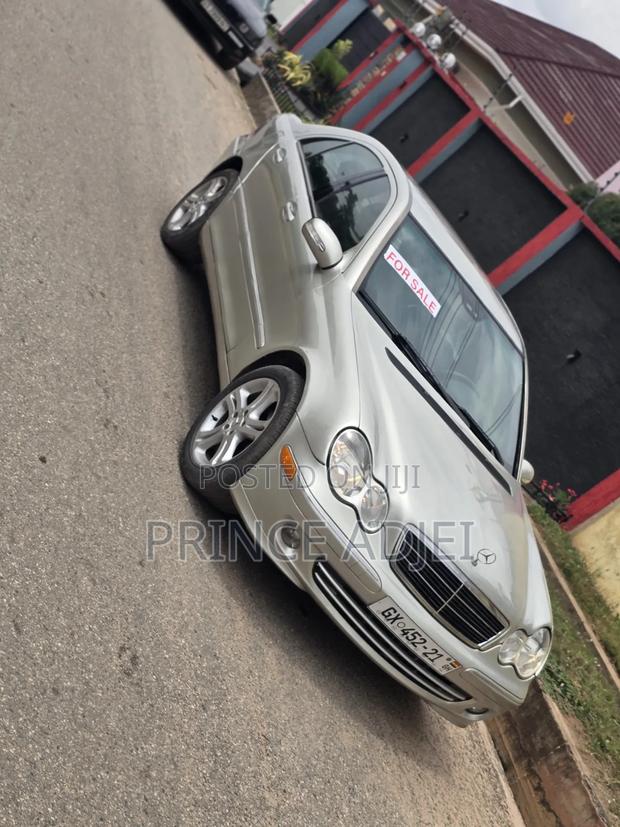 Mercedes-Benz C240 2.6 4MATIC AWD 2002 Beige