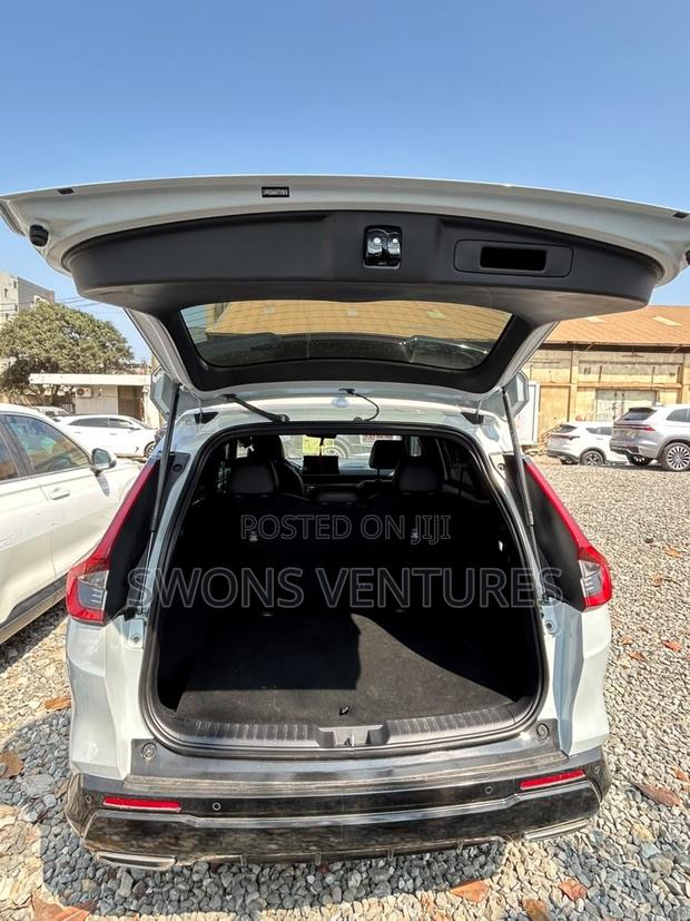 Honda CR-V 2024 White