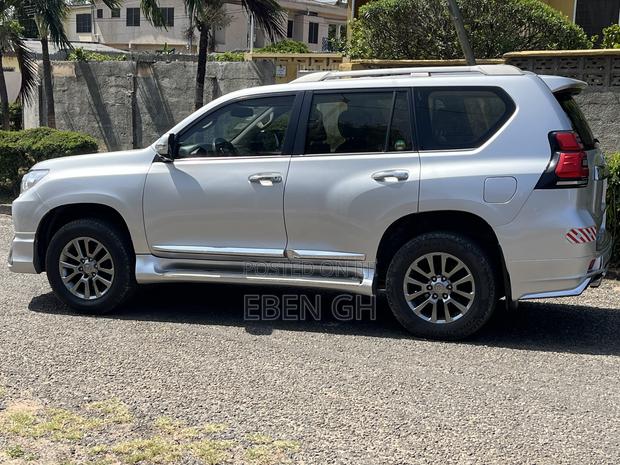 Toyota Land Cruiser Prado 4.0 Petrol GX-R 2018 Silver