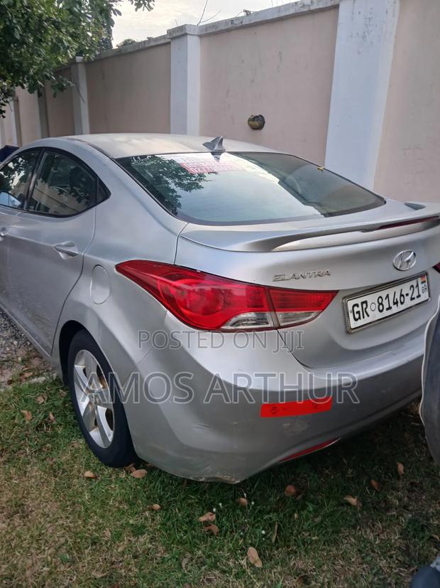 Hyundai Elantra 2013 Silver