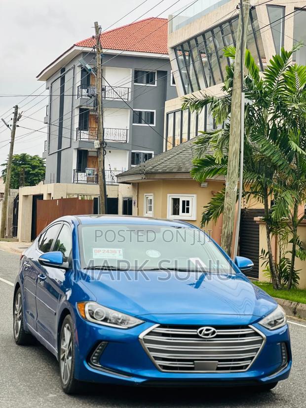 Hyundai Elantra 2017 Blue