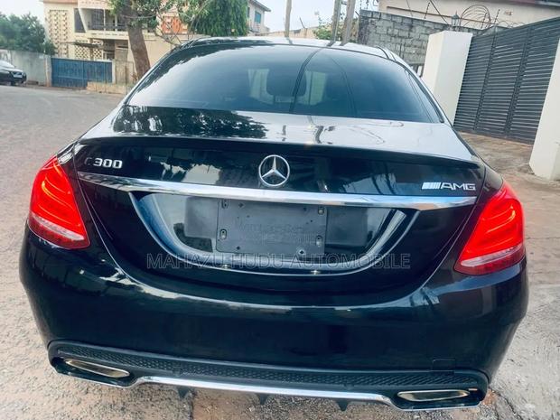 Mercedes-Benz C300 Sport Sedan RWD (2.0L 4cyl 7A) 2016 Black