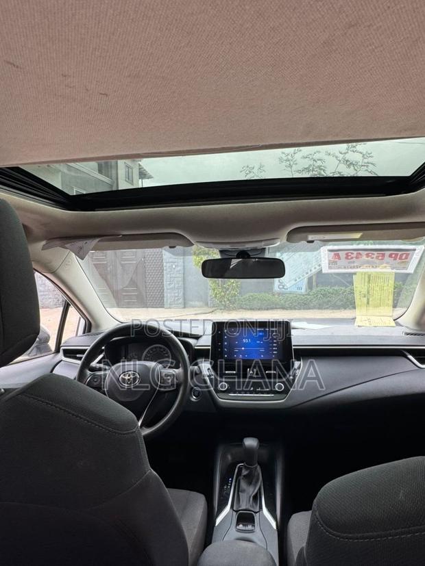 New Toyota Corolla 2022 White