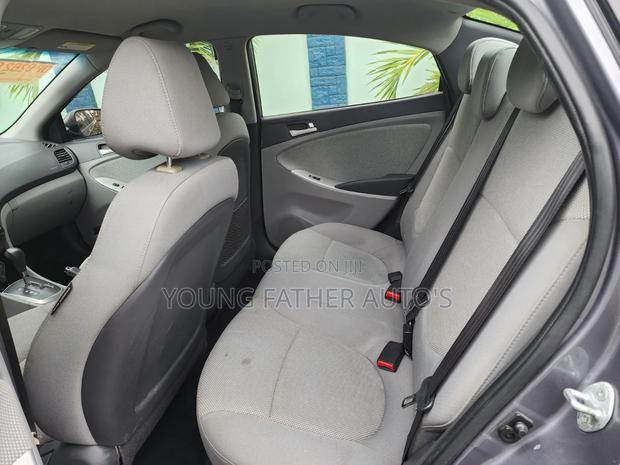 Hyundai Accent GLS 4dr Sedan (1.6L 4cyl 6A) 2014 Gray