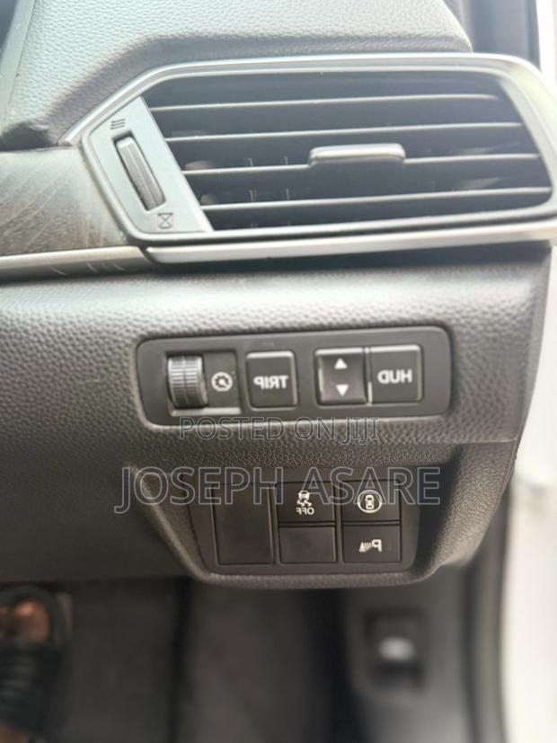 Honda Accord 2019 White