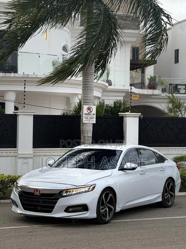 Honda Accord 2019 White