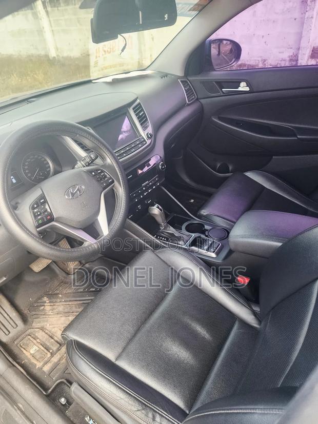 Hyundai Tucson 2017 Black