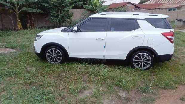 SsangYong Tivoli 2017 White