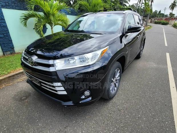 Toyota Highlander XLE 2019 Black