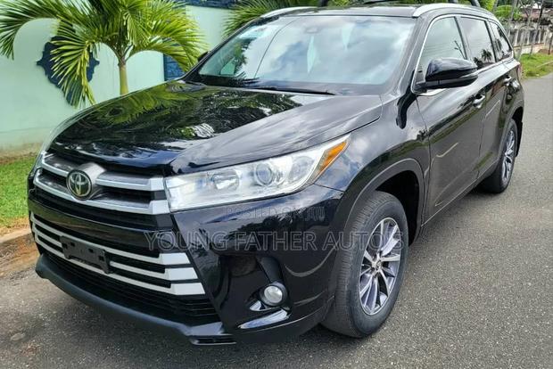 Toyota Highlander XLE 2019 Black