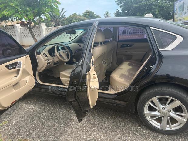 Nissan Altima 2014 Black
