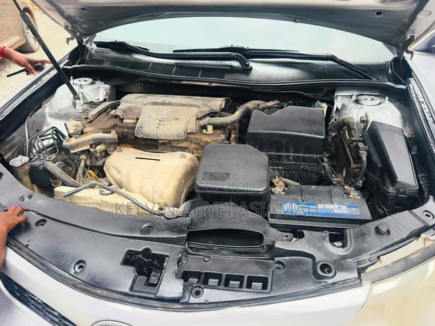 Toyota Camry 2014 Silver