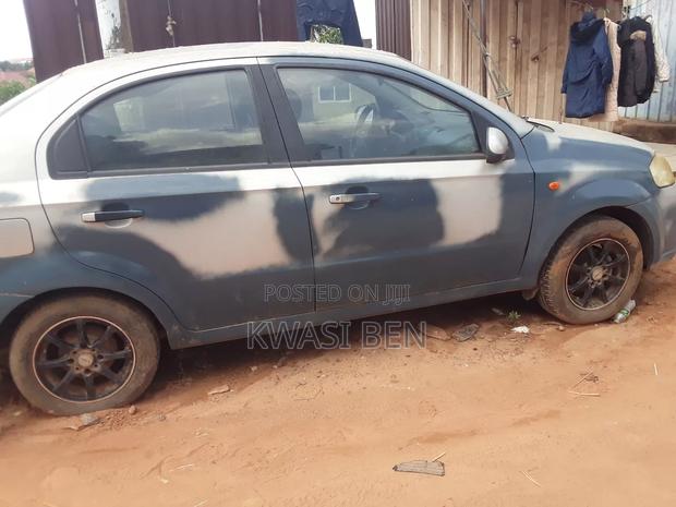 Chevrolet Aveo 2006 Gray