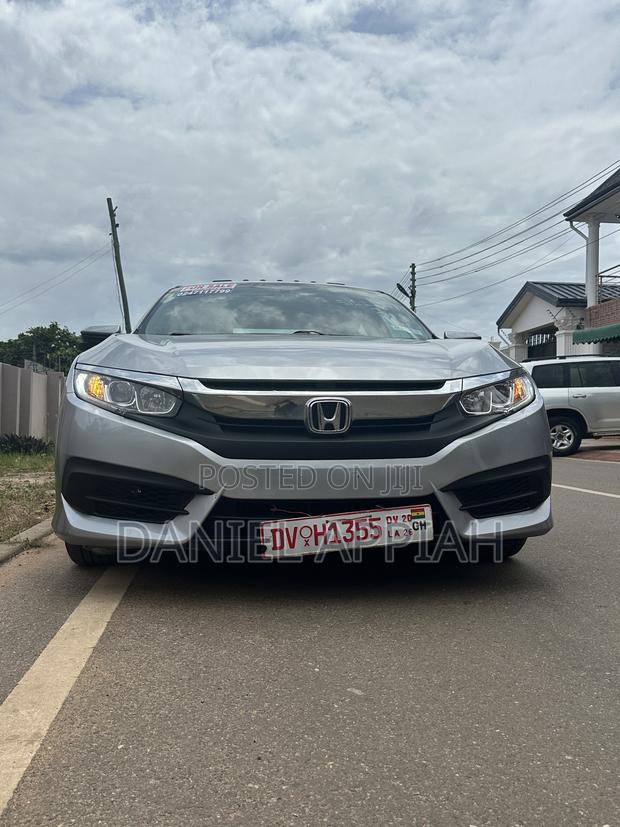 Honda Civic EX Sedan 2018 Silver