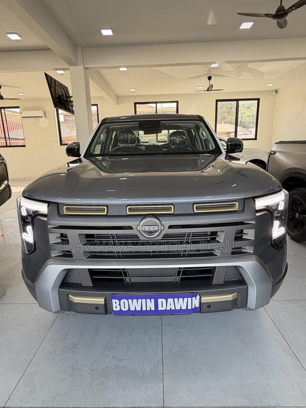 New Nissan Frontier 2026 Gold