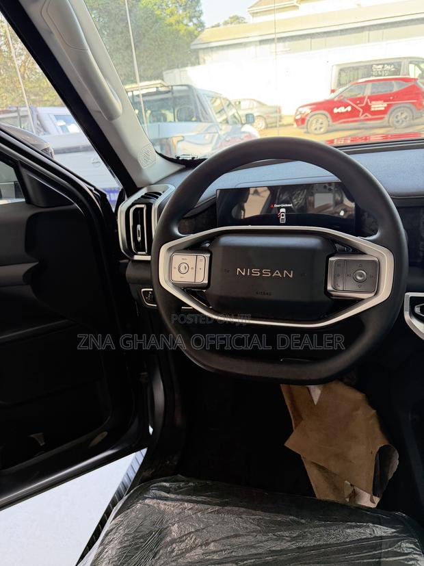New Nissan Frontier 2026 Gold