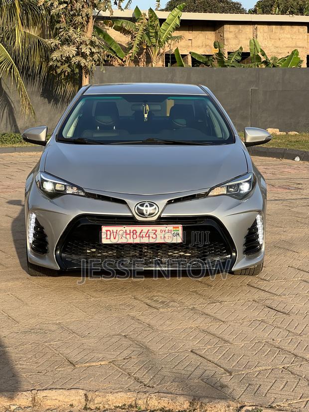 Toyota Corolla 2016 Silver