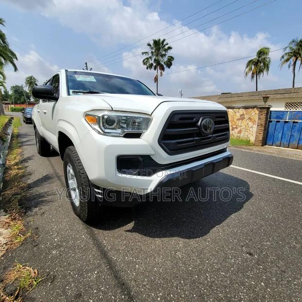 Toyota Tacoma TRD Sport 2018 White